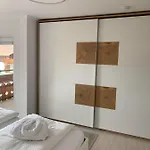 Klotz *
